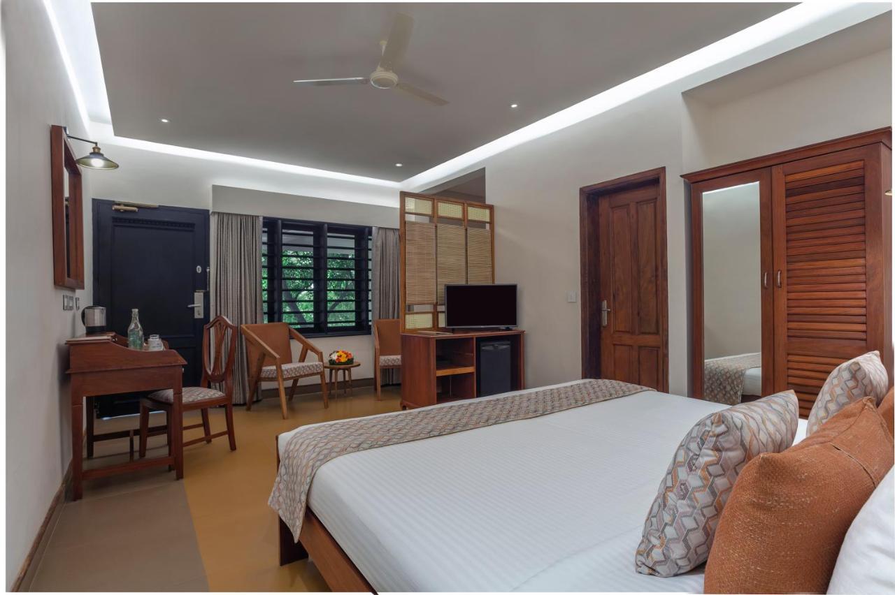 Estuary Sarovar Premiere Poovar Island Ngoại thất bức ảnh