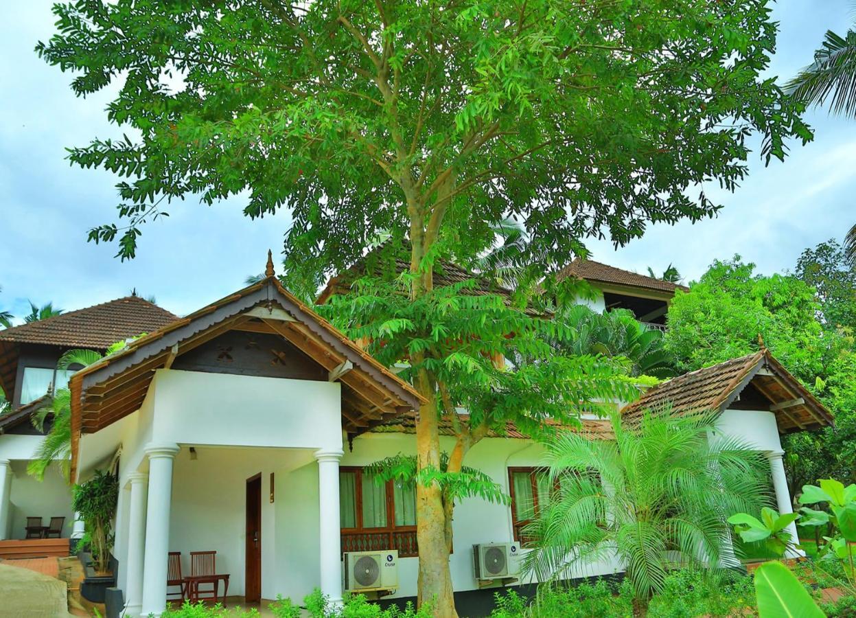 Estuary Sarovar Premiere Poovar Island Ngoại thất bức ảnh
