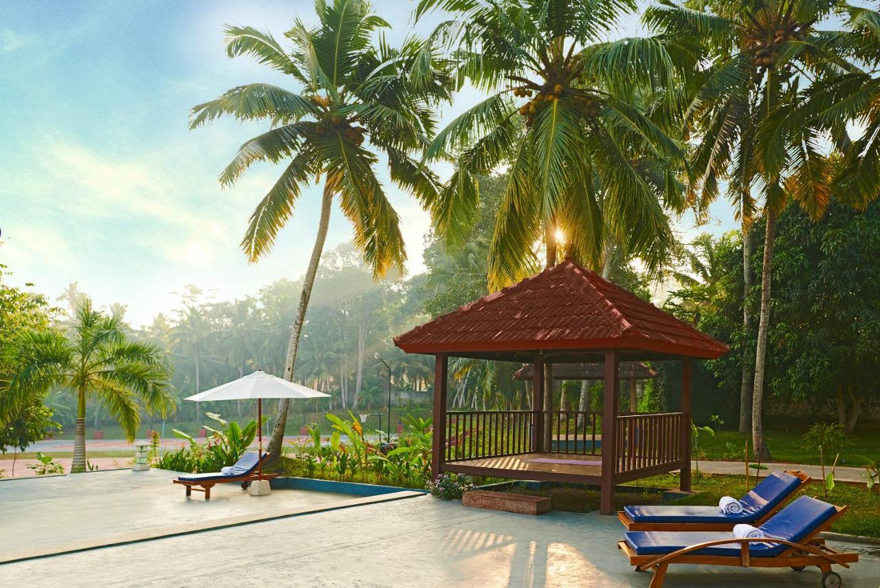 Estuary Sarovar Premiere Poovar Island Ngoại thất bức ảnh